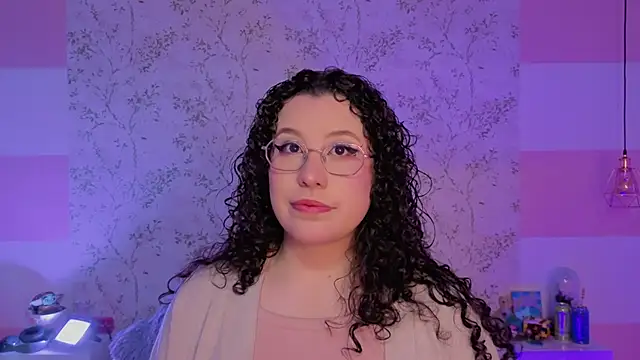 Charlotte  Miller online show from April 8, 2026, 11:43 am