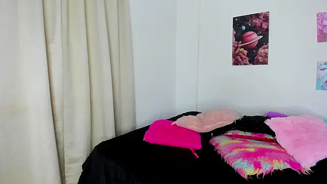 ebony cutte online show from November 10, 2025, 6:51 pm