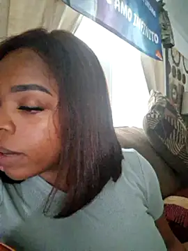 Snapshot of Sade_summer chatting on January 13, 2025, 10:03 pm Sade summer online show from January 13, 2025, 10:03 pm