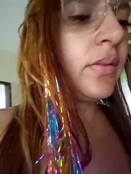 Snapshot of AliceRuivinha2 chatting on September 24, 2025, 12:41 pm AliceRuivinha2 online show from September 24, 2025, 12:41 pm