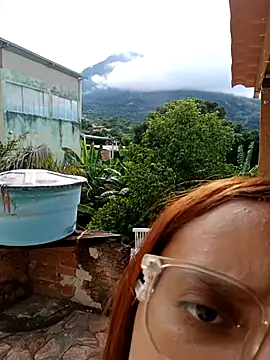 Snapshot of AliceRuivinha2 chatting on February 22, 2026, 11:20 am AliceRuivinha2 online show from February 22, 2026, 11:20 am