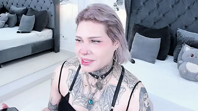 Snapshot of jinxv_nuss chatting on February 26, 2026, 2:10 am jinxv nuss online show from February 26, 2026, 2:10 am