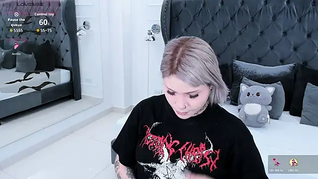 Snapshot of jinxv_nuss chatting on February 27, 2026, 2:22 am jinxv nuss online show from February 27, 2026, 2:22 am