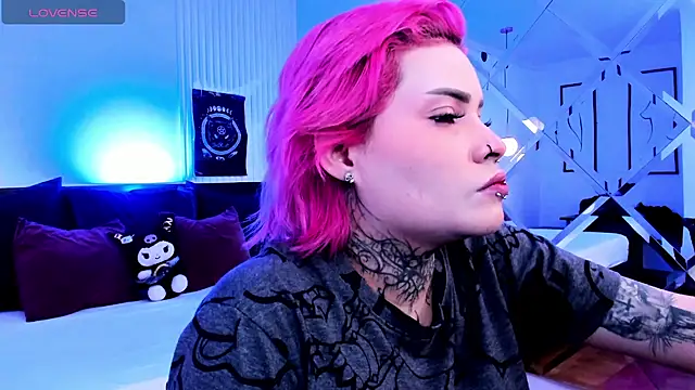 jinxv nuss online show from April 15, 2026, 2:07 am