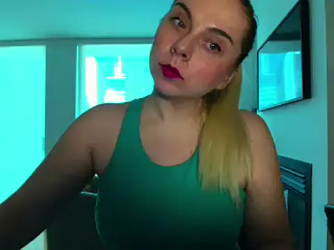 Snapshot of HappyIva chatting on January 14, 2025, 7:11 pm HappyIva online show from January 14, 2025, 7:11 pm