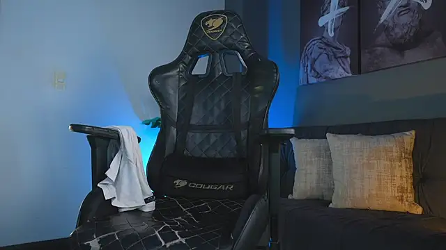 Snapshot of kevin_montoya chatting on November 8, 2025, 2:50 pm kevin montoya online show from November 8, 2025, 2:50 pm