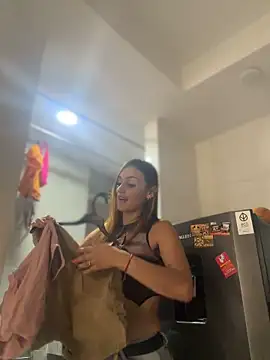 Samantha bigboobs online show from February 12, 2026, 8:15 pm