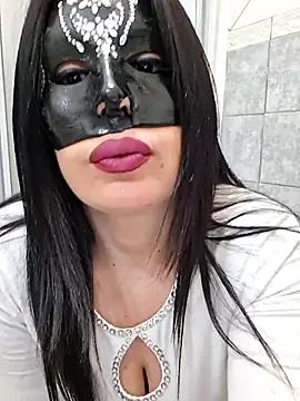 Snapshot of desyree89 chatting on February 5, 2026, 2:22 pm desyree89 online show from February 5, 2026, 2:22 pm