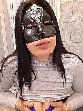 Snapshot of desyree89 chatting on February 11, 2026, 8:08 am desyree89 online show from February 11, 2026, 8:08 am