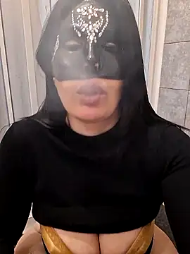 Snapshot of desyree89 chatting on February 12, 2026, 3:07 pm desyree89 online show from February 12, 2026, 3:07 pm