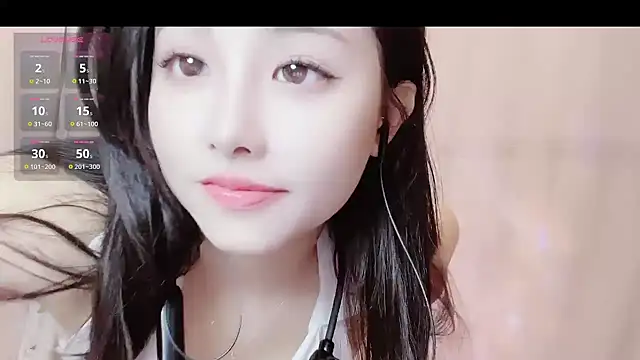 nicole 888 online show from March 5, 2025, 9:49 am