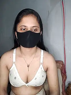 Hot Nila online show from March 6, 2025, 3:02 pm