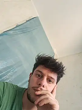 Snapshot of twooloverss chatting on March 20, 2026, 3:28 pm twooloverss online show from March 20, 2026, 3:28 pm