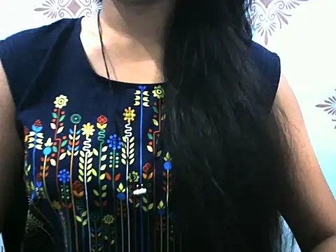 Snapshot of Misha_Sweett chatting on May 2, 2026, 1:27 pm Misha Sweett online show from May 2, 2026, 1:27 pm