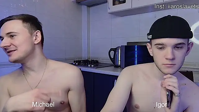 Snapshot of michael_sexdevil chatting on January 25, 2025, 7:28 pm michael sexdevil online show from January 25, 2025, 7:28 pm