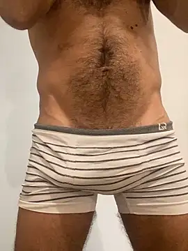 JoaoLenhador online show from September 21, 2025, 12:56 am