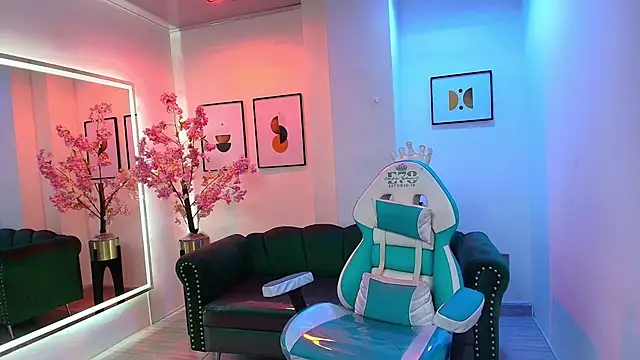 Arianna sweeet online show from October 2, 2025, 3:02 am