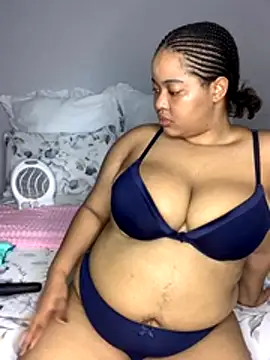 sexytinashe21 online show from November 27, 2025, 8:00 pm