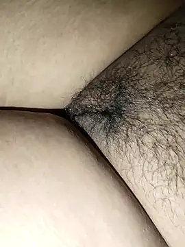 nikitacute23 online show from October 14, 2025, 5:58 pm