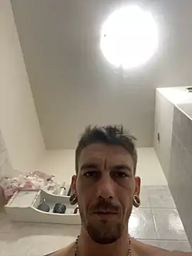 Cescotek89 online show from January 10, 2025, 4:33 am