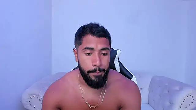 Santiago huntt online show from October 31, 2025, 9:16 pm