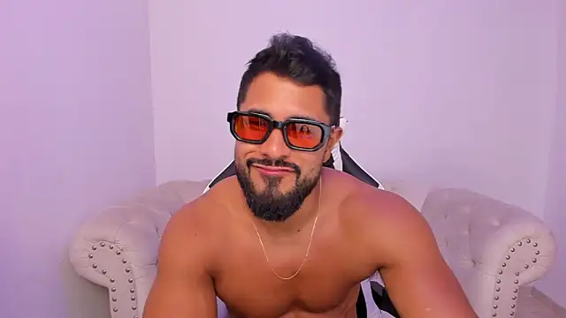 Santiago huntt online show from March 13, 2026, 9:10 pm