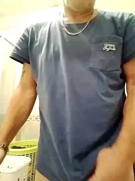 Snapshot of aigledauphin chatting on September 27, 2025, 5:34 am aigledauphin online show from September 27, 2025, 5:34 am