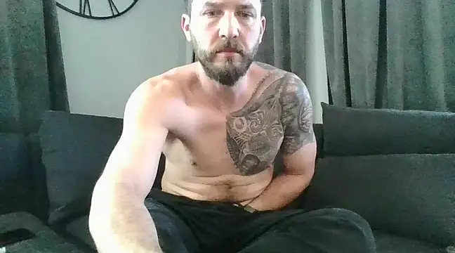 Snapshot of realdilf chatting on March 8, 2025, 7:27 am realdilf online show from March 8, 2025, 7:27 am