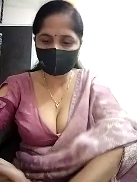 Snapshot of priyancyfun chatting on November 3, 2025, 1:51 am priyancyfun online show from November 3, 2025, 1:51 am