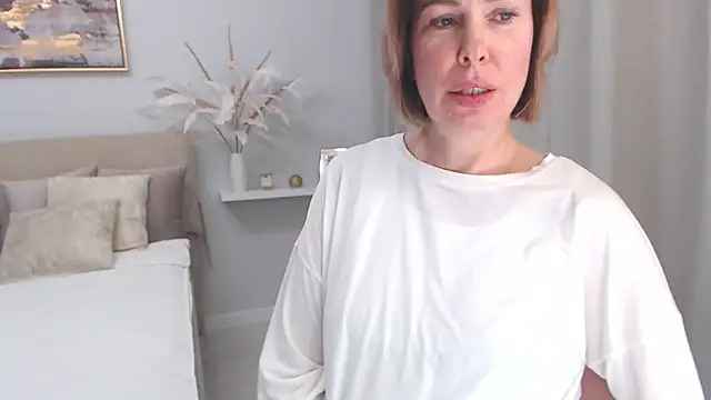 Snapshot of AnnyUBright chatting on March 20, 2025, 2:53 pm AnnyUBright online show from March 20, 2025, 2:53 pm