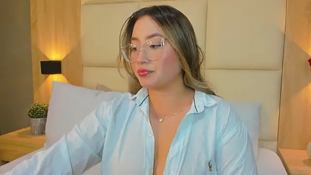 antonella cutie  online show from December 17, 2025, 12:11 pm