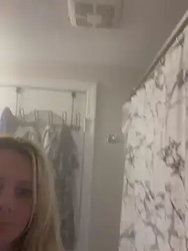 Snapshot of kittiekatieyogi chatting on February 28, 2025, 3:48 am kittiekatieyogi online show from February 28, 2025, 3:48 am