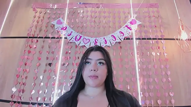 ashlyn parker online show from February 11, 2026, 8:03 pm