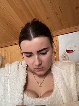 mewKate online show from March 3, 2026, 2:56 pm