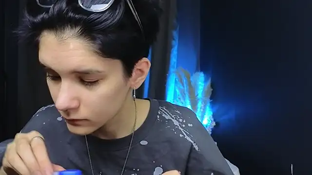 Hyeon Jin online show from March 12, 2025, 10:48 am