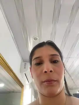 MilaRux online show from January 12, 2025, 2:41 pm