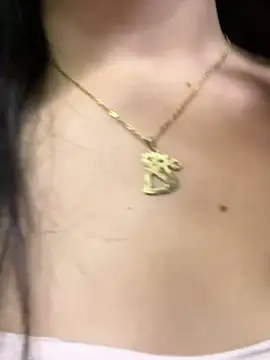 the queen of street online show from February 12, 2025, 4:54 am