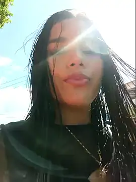 the queen of street online show from September 21, 2025, 7:15 pm