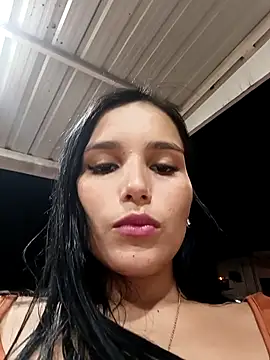 the queen of street online show from December 22, 2025, 2:41 am