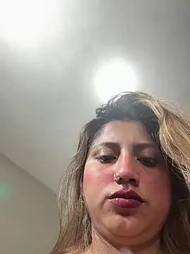 Adrianisx online show from February 19, 2026, 6:42 am