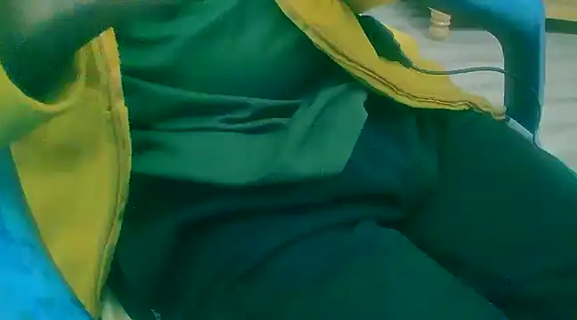 Snapshot of chandni89 chatting on January 11, 2025, 4:25 pm chandni89 online show from January 11, 2025, 4:25 pm