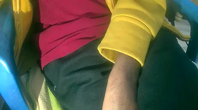 Snapshot of chandni89 chatting on January 26, 2025, 2:52 pm chandni89 online show from January 26, 2025, 2:52 pm