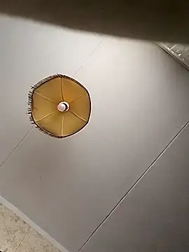 Lauren Amabel online show from November 2, 2025, 9:33 am