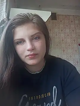 Lauren Amabel online show from April 1, 2026, 9:10 am