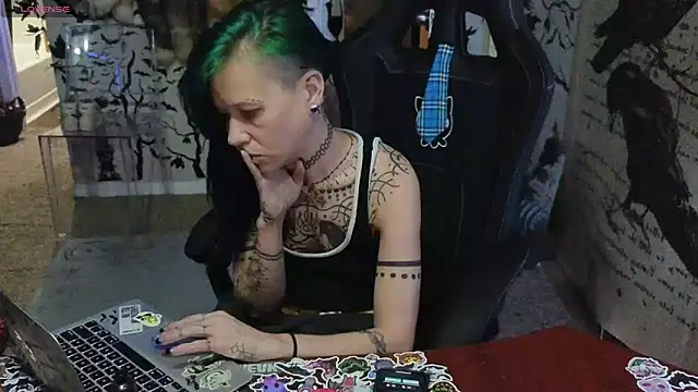 trashbrat online show from September 28, 2025, 9:47 am