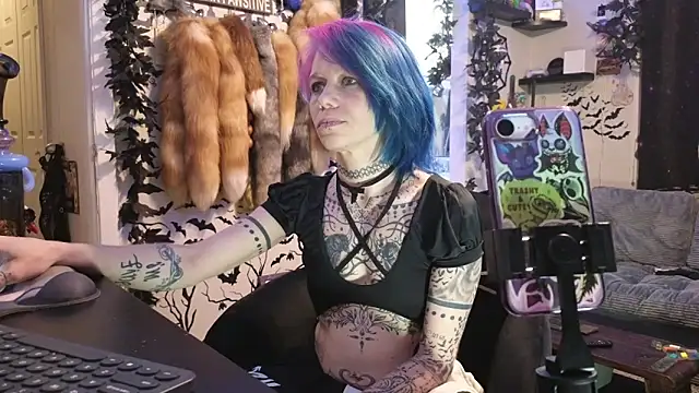 trashbrat online show from February 7, 2026, 8:40 am