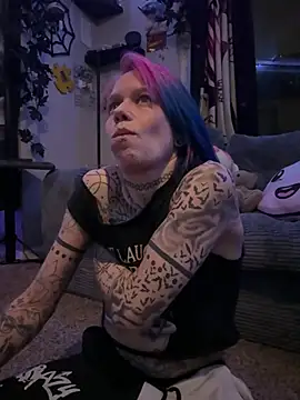 trashbrat online show from April 8, 2026, 9:09 am