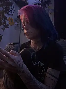 trashbrat online show from May 26, 2026, 10:44 am