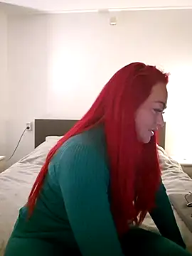 Snapshot of xSexyredheadx chatting on January 11, 2025, 8:21 pm xSexyredheadx online show from January 11, 2025, 8:21 pm