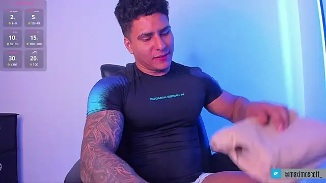 Snapshot of Maximoscott chatting on February 18, 2025, 1:11 pm Maximoscott online show from February 18, 2025, 1:11 pm